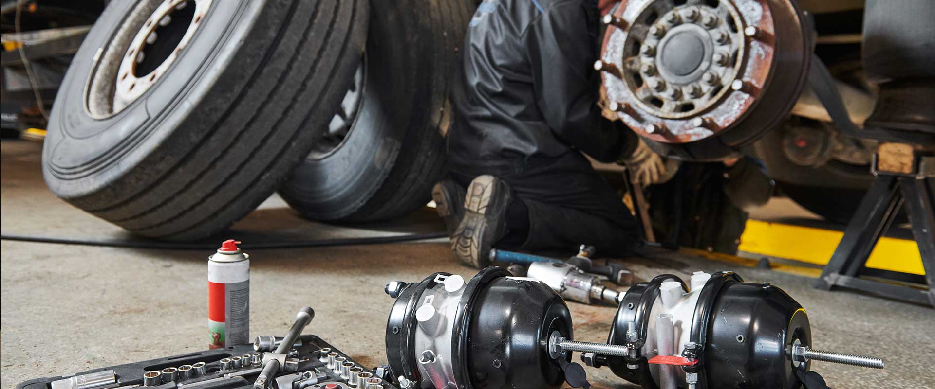 Truck Repair near Andover, MN
